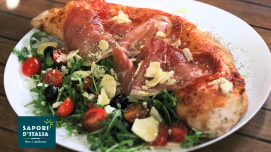 Calzone Raffaele - Best Pizza Collection in Nunhead SE15