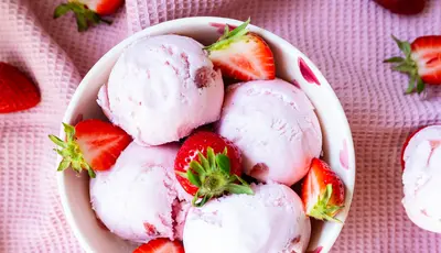 Strawberry 125ml tub