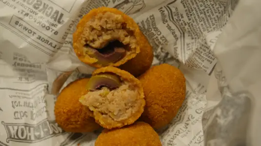 Olive all’Ascolana (10 Pieces) - Pasta Delivery in Millwall E14