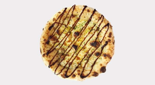 Garlic Bread with Cheese & Balsamic Drizzle