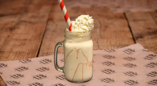 The Cherry Shakewell - Pulled Pork Delivery in Shrub End CO3