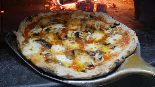 Funghi - Best Pizza Collection in Bellingham SE6