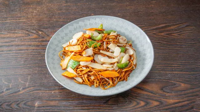 Mixed Vegetable Chow Mein 🍃