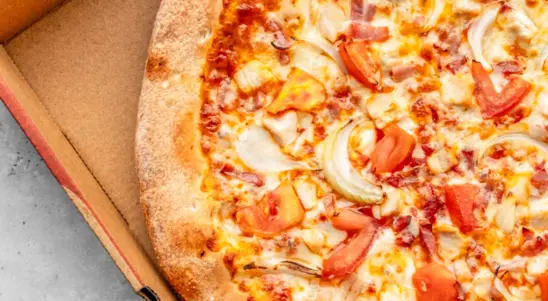 Urban Chicken Club - Pizza Collection in Stoneleigh KT17