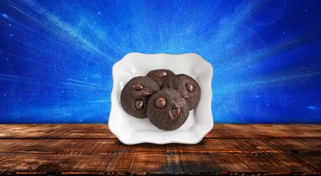 4 Double Chocolate Cookies