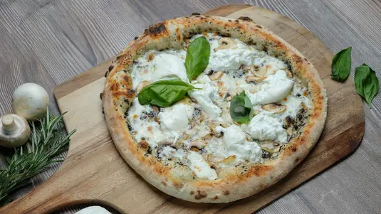 Pizza Burrata Special - Stonebaked Pizza Delivery in Victoria SW1P