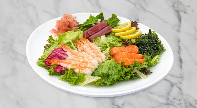 Mixed Sashimi (6pcs)