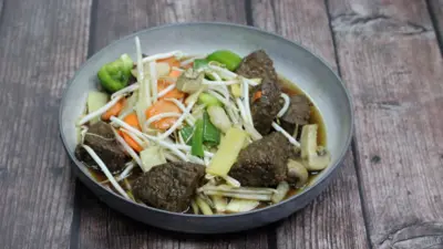 Vegan Beef with Mixed Vegetables 🍃