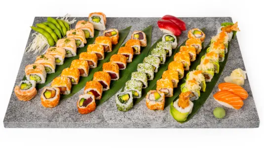 OISHI BOX (52 pcs) - Hosomaki Collection in Brixton SW9