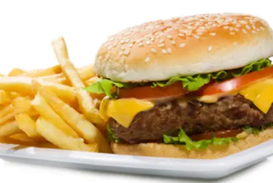 Beef Burger with Cheese & Chips