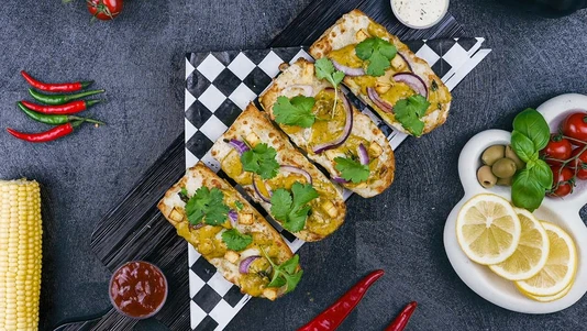 Coriander Paneer Bread - Pizza Delivery in Fen Ditton CB5