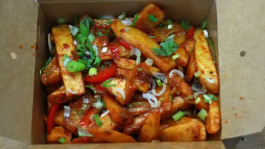Vegan Spicy Chilli Chips - Stir Fry Collection in Little Sandhurst GU47
