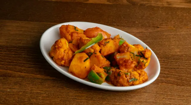 Vegan Aloo Gobi 🌶 (VE)