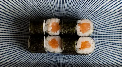 Salmon Hosomaki