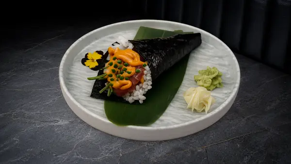 Spicy Tuna with Avocado Temaki