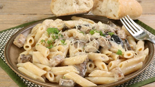 Cheese Chicken & Mushroom Pasta - Chicken Burger Collection in Festubert Place E3