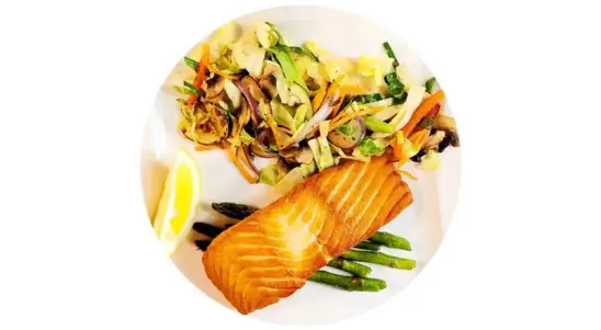 20. Salmon Steak (Yeun Aur Guyi) - Udon Delivery in Poplars SG2