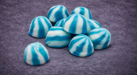 G&G Raspberry Twists - Snacks Delivery in Holywell NE25