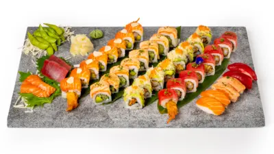 PREMIUM PLATTER (42 pcs)