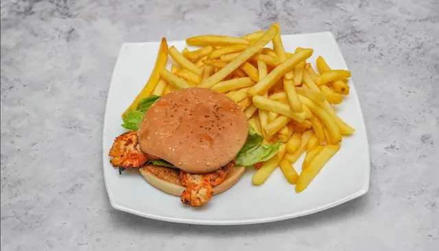 #52 - Grill Breast Burger Meal