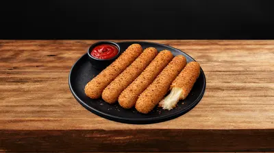 6 Mozzarella Sticks