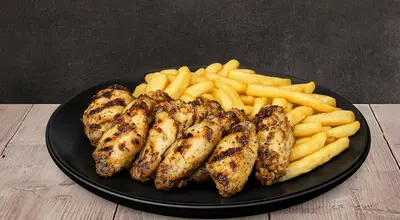 6 Grilled Chicken Wings & Fries Spicy