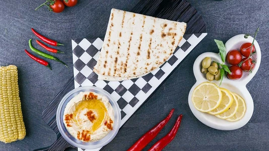 Hummus & Tortilla Ⓥ - Fried Chicken Collection in Teversham CB1