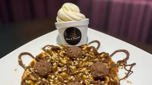 Ferrero Rocher® Waffle - Food Collection in Chaul End LU1