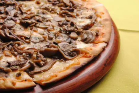 Farmhouse - Local Pizza Delivery in Golders Green NW11