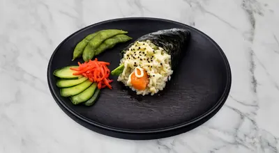 Salmon Avocado Temaki