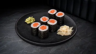 Salmon Roll Maki (6pcs)