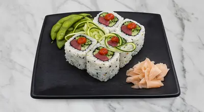 Spicy Tuna Cucumber Uramaki (8pcs)