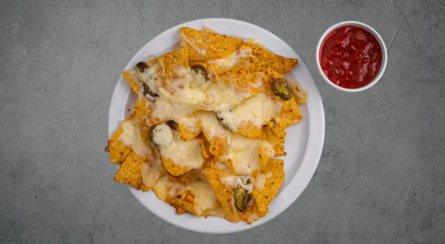 Cheesy Nachos
