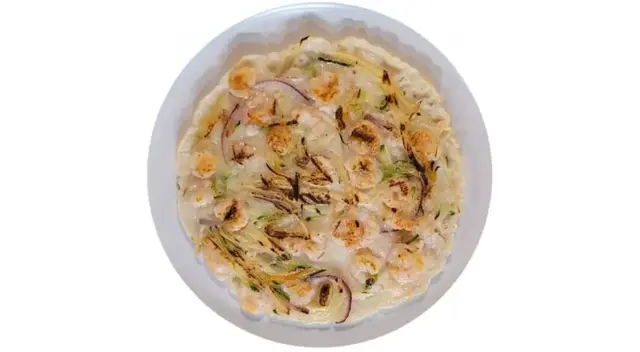 8. Seafood Pancake (Hae Mul Pa Jeon)