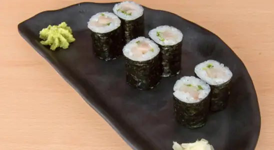 Yellowtail & Scallion Roll Maki (6pcs)