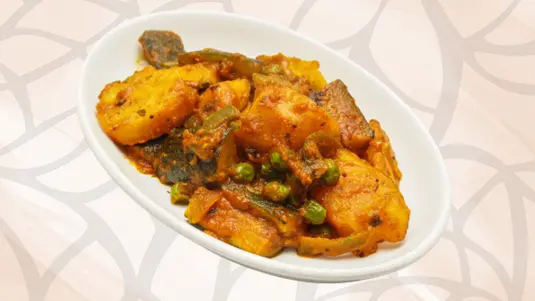 Vegan Aloo Farsi 🌶 (VE) - Indian Food Delivery in Stratford E15