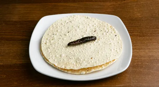 075 Spicy Popadoms - Indian Food Delivery in Mile End E3