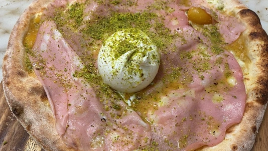 Burrata Al Tartufo - Pizza Collection in Blackheath Royal Standard SE3