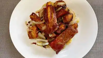 Spicy Spare Ribs with Peppercorn Salt🌶