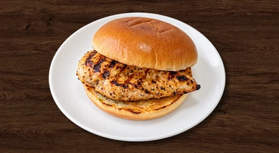 Grilled Chicken Fillet Burger