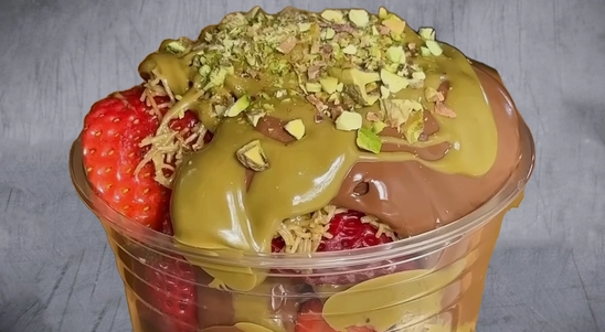 Dubai Choc Strawberry - Crepes Collection in Leagrave LU4