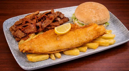 Hatter's Munch Box - Chips Delivery in Wigmore LU2