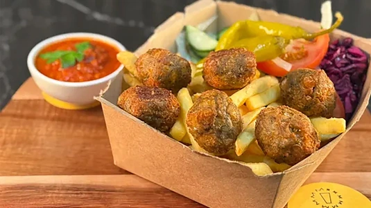 Falafel Chips Box - Wings Collection in West End AL9