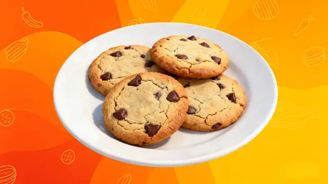 4 Warm Cookies