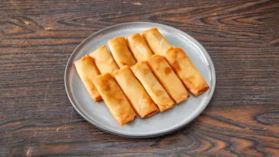 Vegetarian Spring Rolls 🍃