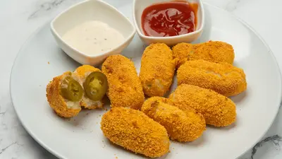 6 Jalapeño Cream Cheese Poppers